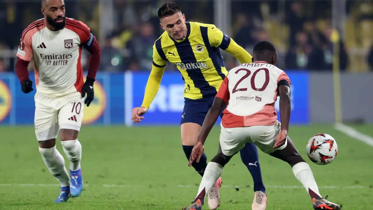 Kadıköy'de umutlar yıkıldı! Fenerbahçe istediğini alamadı