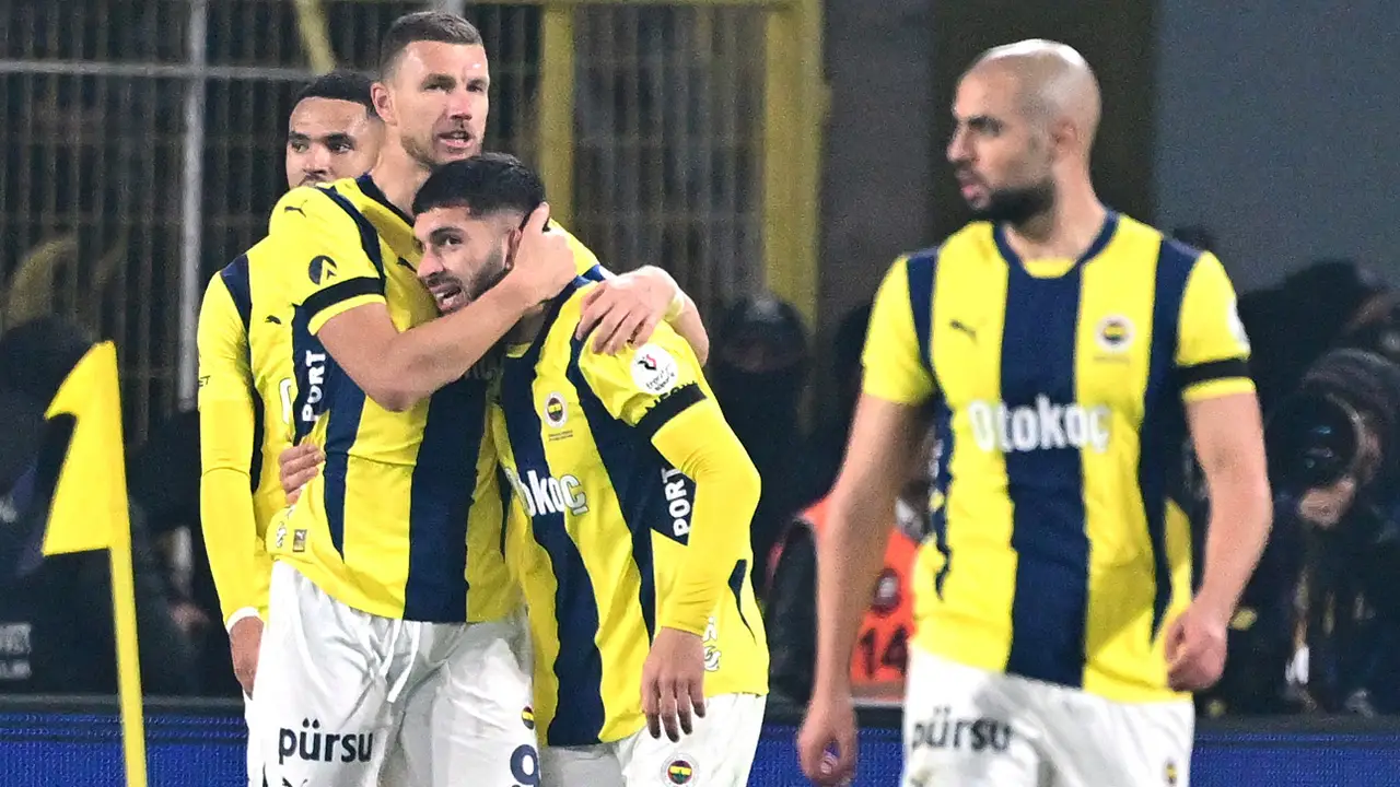 Fenerbahçe'den müthiş geri dönüş! Göztepe yıkıldı