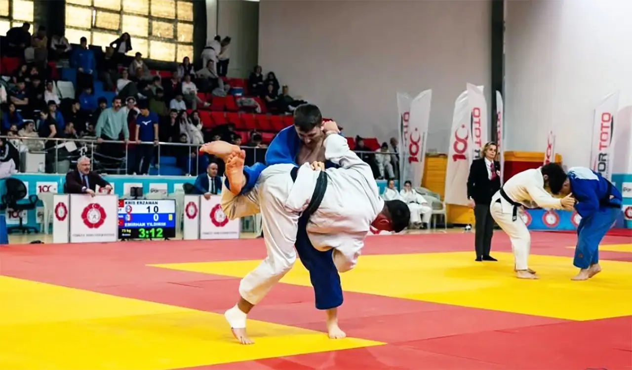 Ankara'da Judo Şampiyonası! Çubuklu sporculardan büyük başarı