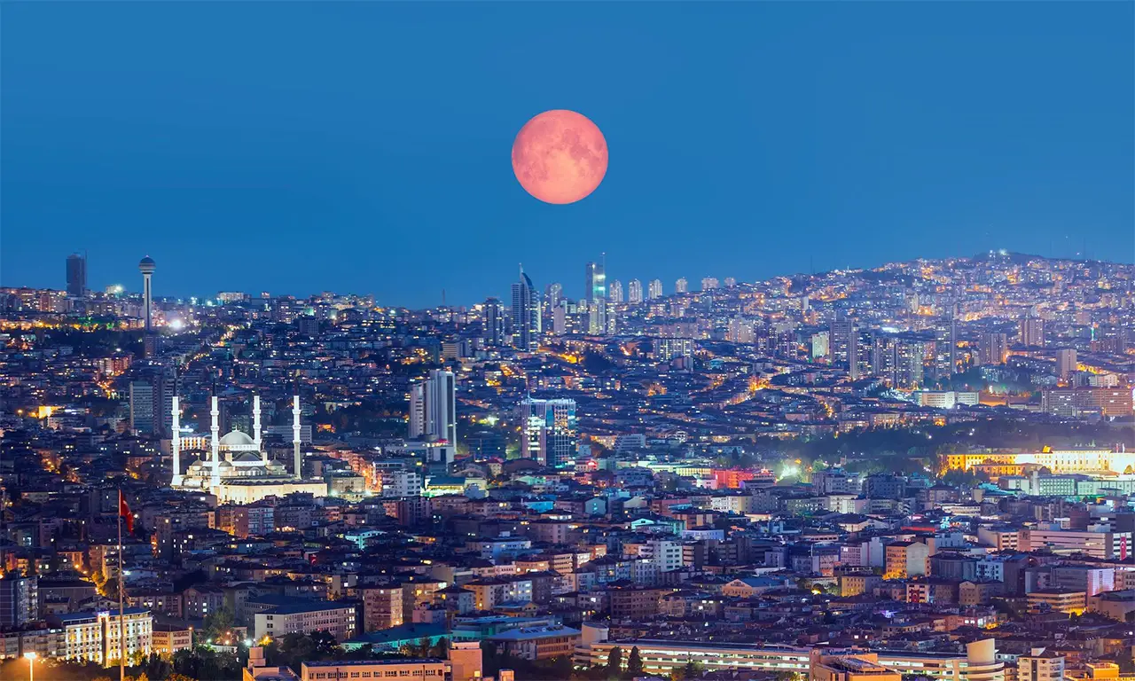 Ankara Çankaya ile Yenimahalle arası kaç km, kaç dakika? Çankaya'dan Yenimahalle'ye nasıl gidilir?