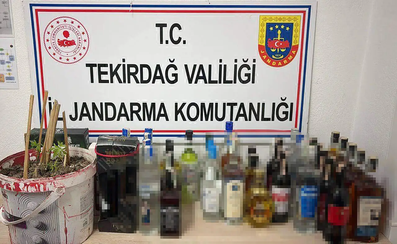 Tekirdağ'da 5000 litre etil alkol yakalandı: 4 gözaltı