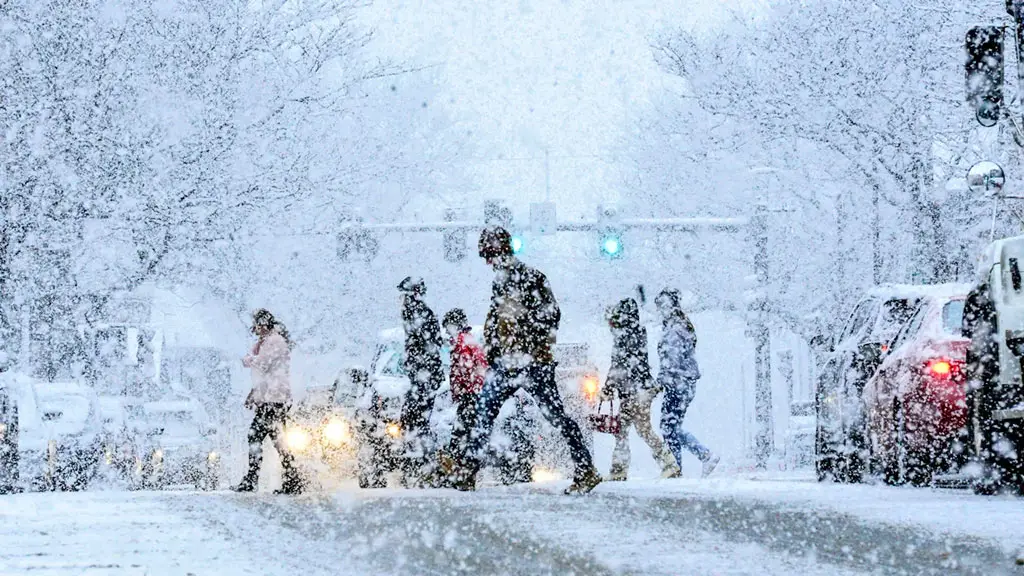 Ankara'da yarın okullar tatil mi? 10 Şubat Pazartesi kar tatili veren iller hangileri? Ankara'da yarın okul var mı?