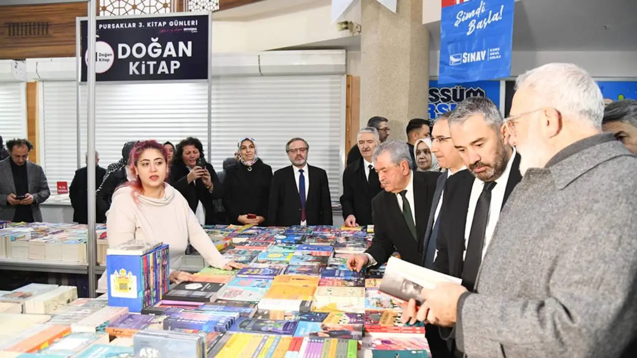 Pursaklar 3. Kitap Günleri'ne kitapseverlerden yoğun ilgi!