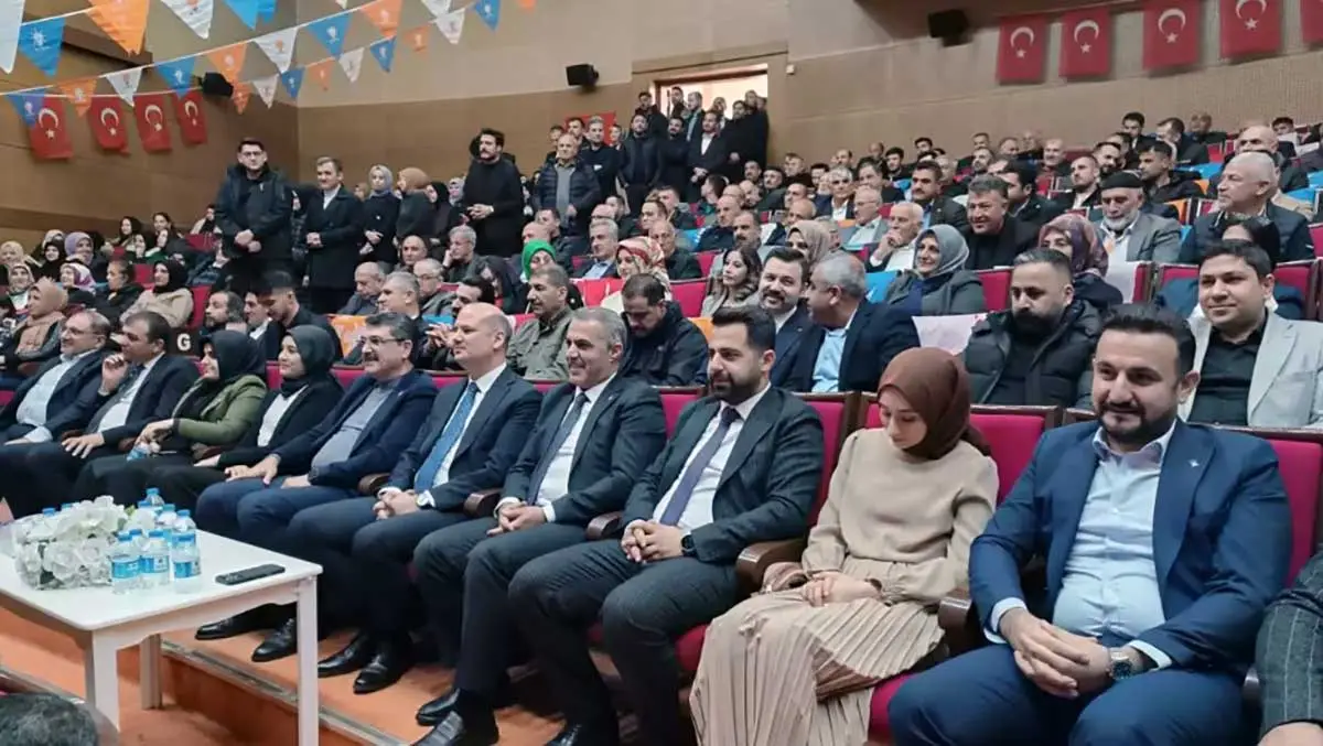 CHP'de istifa şoku! 514 kişi AK Parti'ye katıldı