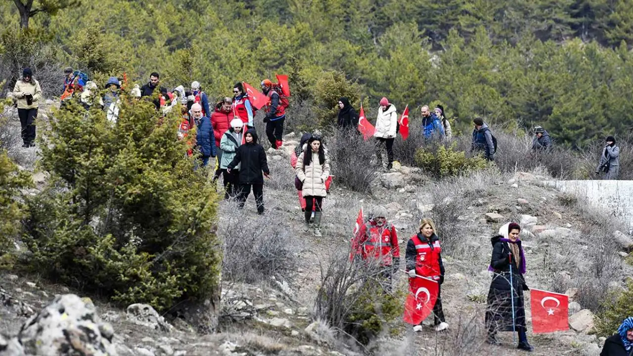 Güdül yaylasında doğa yürüyüşü