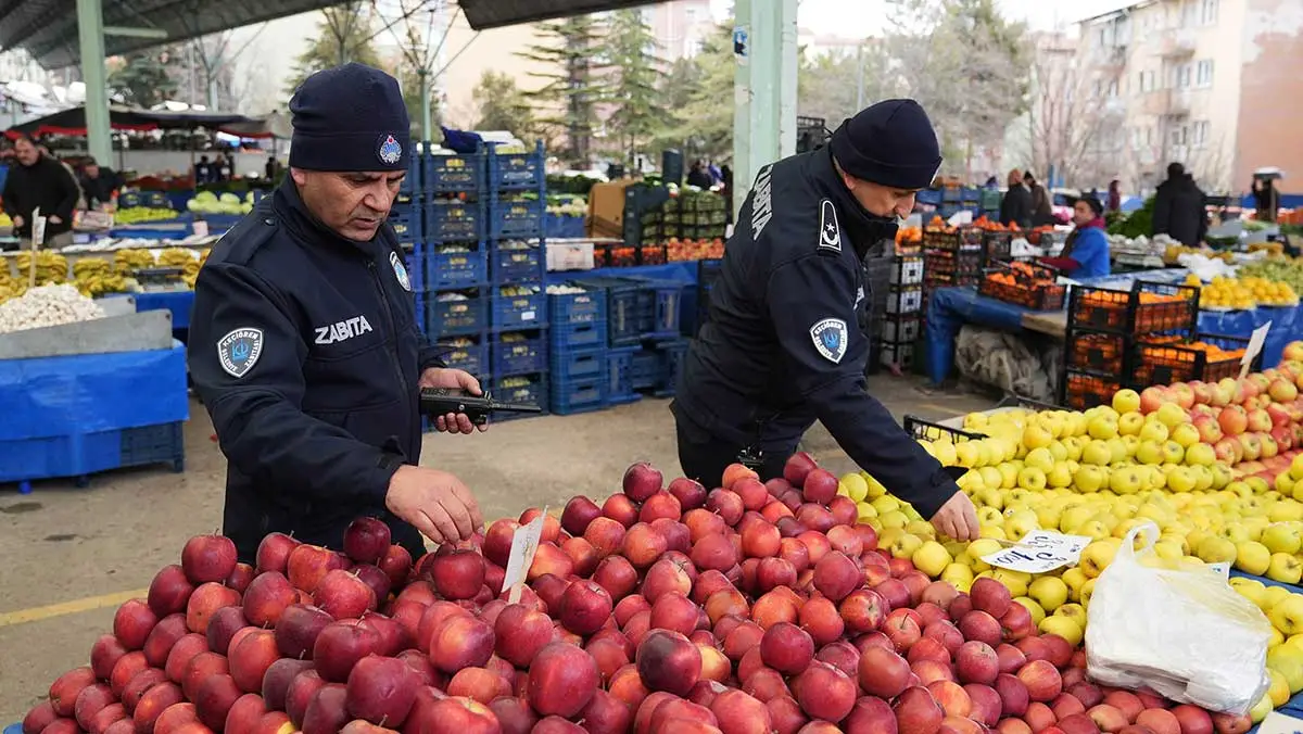 Keçiören Belediyesinden pazarlarda sıkı denetim