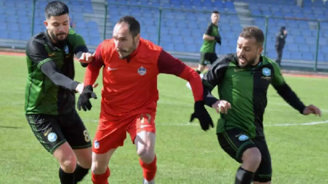 Kahramankazan Belediyespor 3 puanı 3 golle aldı