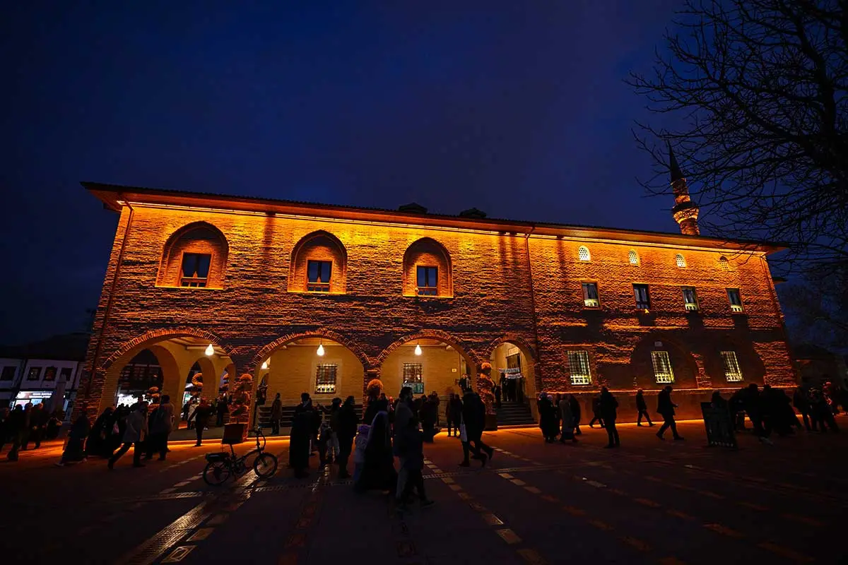 Ankara Hacı Bayram Veli Camii