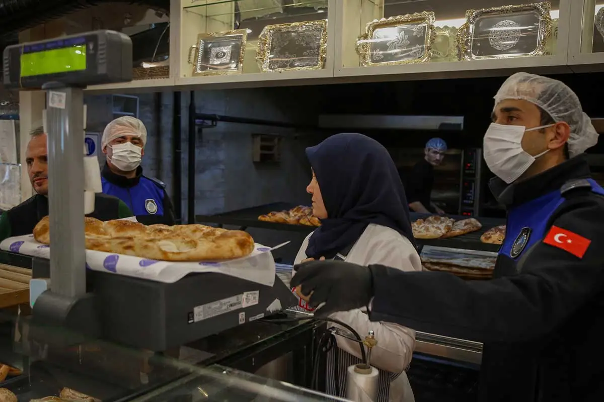 Etimesgut zabıtasından pastane ve fırınlara sıkı denetim