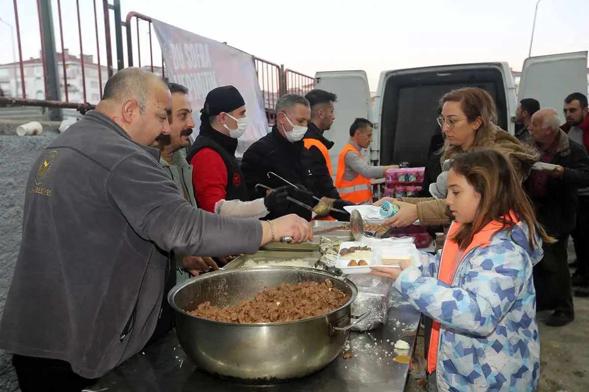 Yenimahalle iftar çadırı var mı? Ankara Yenimahalle iftar çadırı nerede, hangi mahallede?