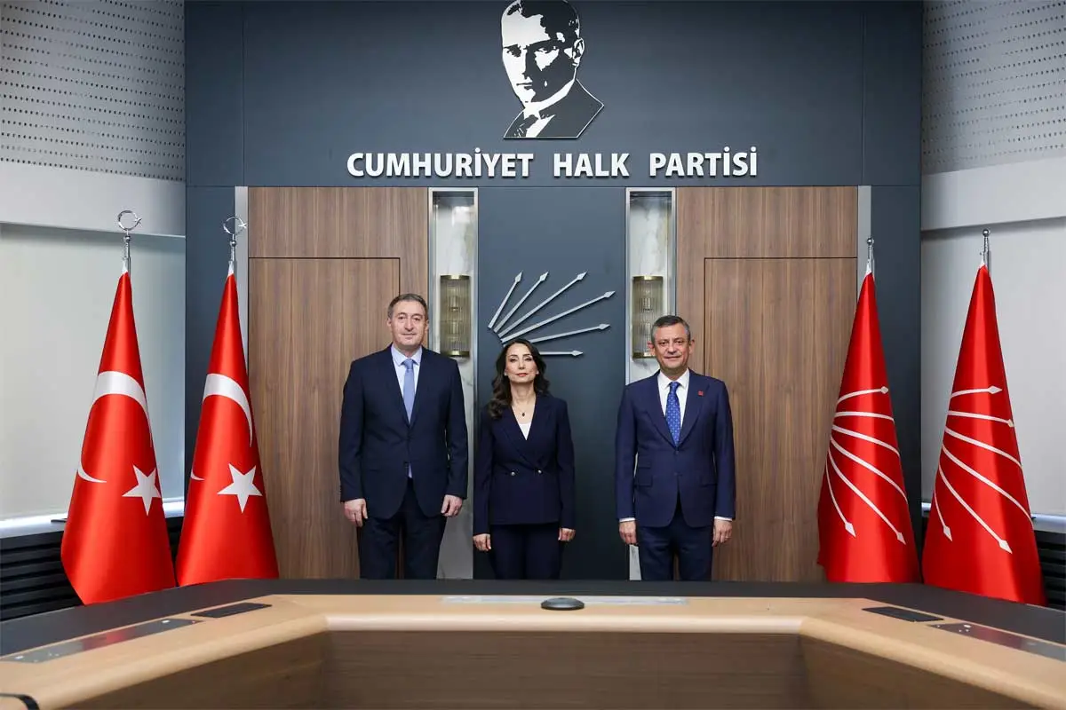 İkinci tur için düğmeye basıldı: DEM Parti'nin ilk durağı CHP