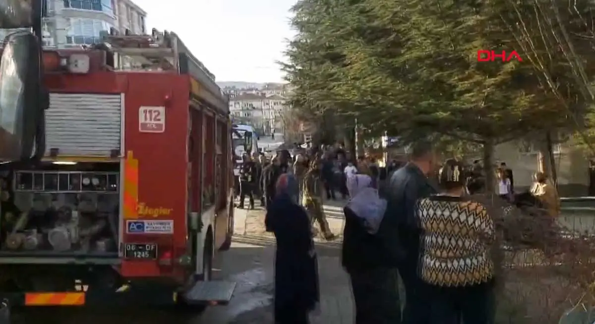 Ankara'nın Çubuk ilçesinde yangın! Anne ve 3 çocuğu yaralandı