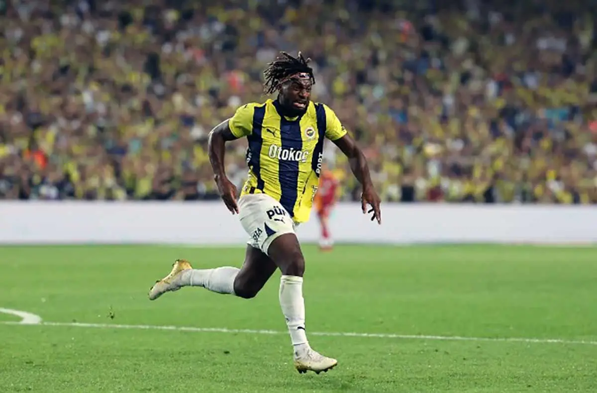 Fenerbahçe'de ayrılık! Sosyal medyadan duyurdu