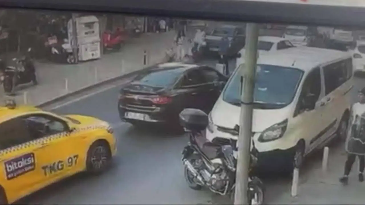 Fren yerine gaza bastı olanlar oldu... Görüntüler İstanbul'dan...