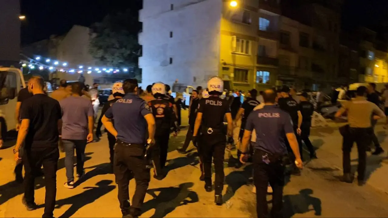 Bursa İnegöl'de polise zorluk çıkardılar