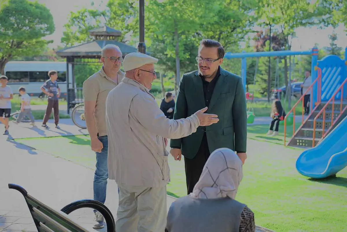 Parklardaki çalışmalar aralıksız sürüyor