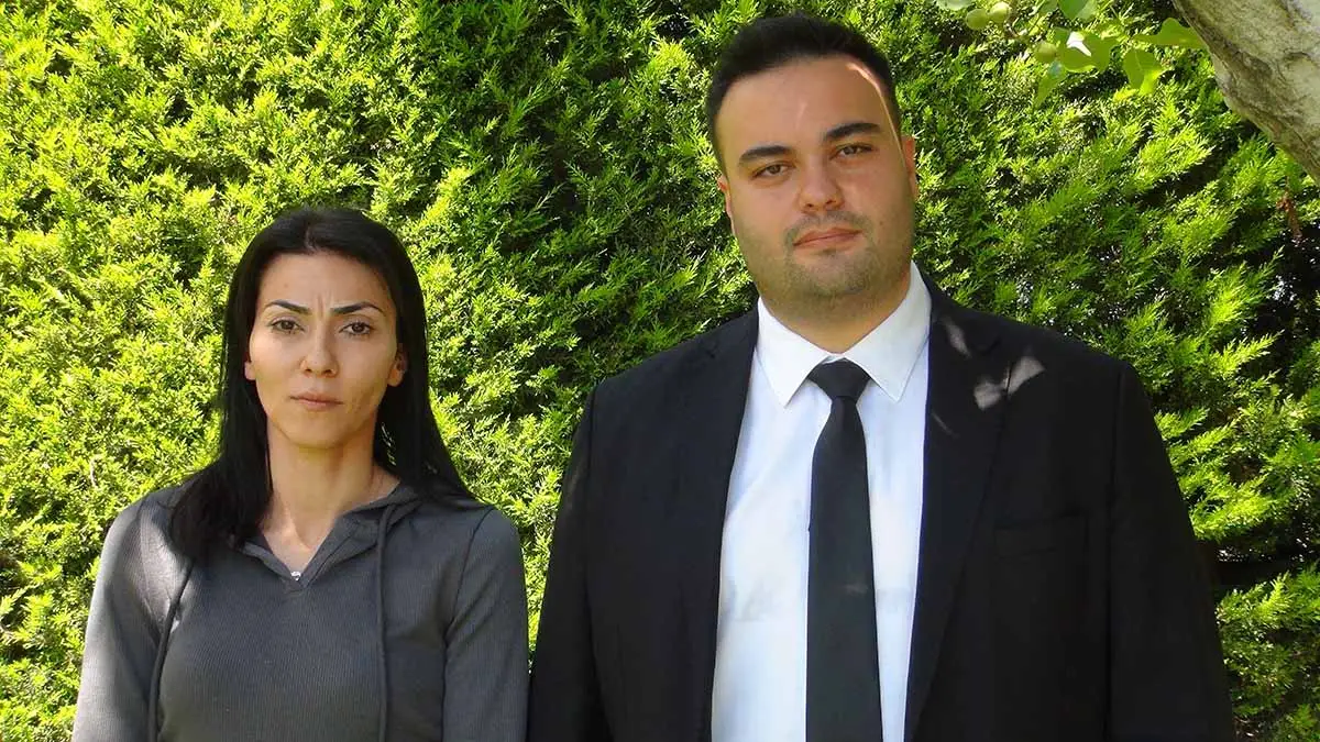 Fatih Özşen’in avukatı Mert Sadettin Bilgiç ile Almanya’dan Türkiye’ye gelen kız kardeşi Özlem Özşen