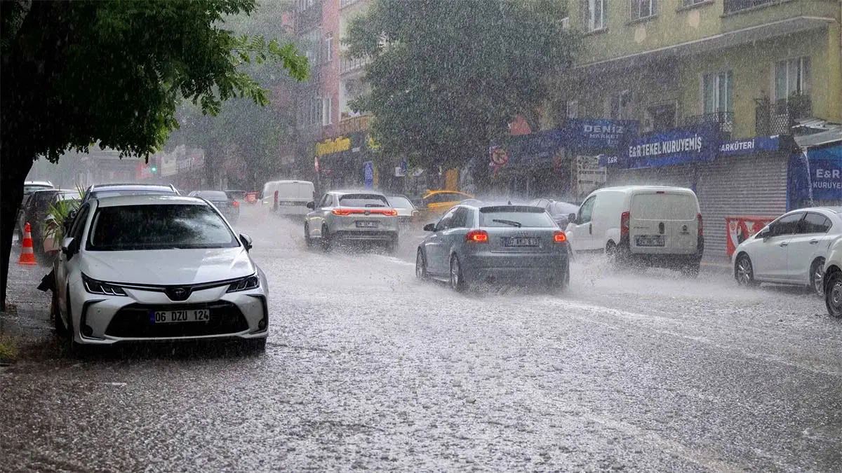 Ankara Valiliğinden kuvvetli sağanak uyarısı