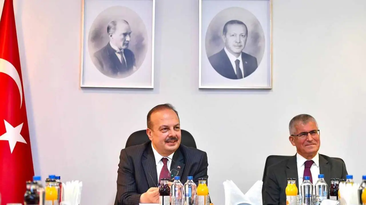 Vali Canbolat Başkentte ziyaretlerine devam ediyor
