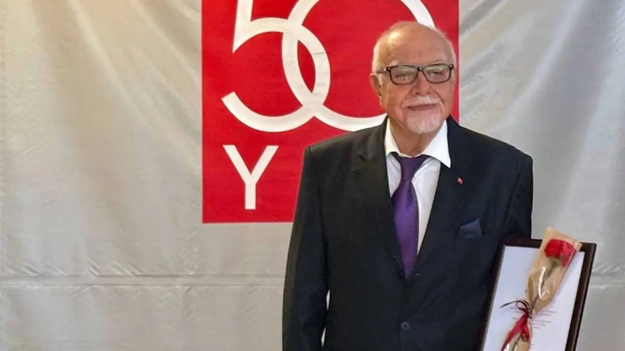 Gazeteci Ağar’a 'Meslekte 50 Yıl Onur Ödülü' verildi