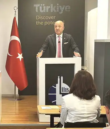 ASO Başkanı Seyit Ardıç'tan TurkishGlass vurgusu