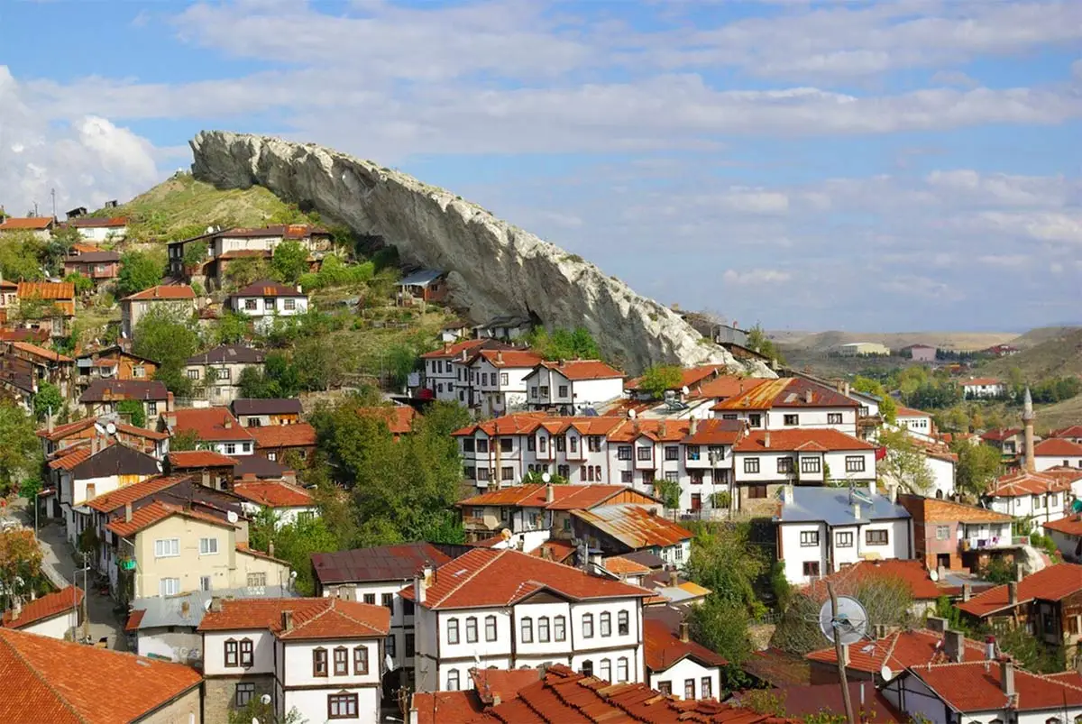 Tarihî evleri, gümüşü ve havucuyla Beypazarı: Nasıl bir ilçe?