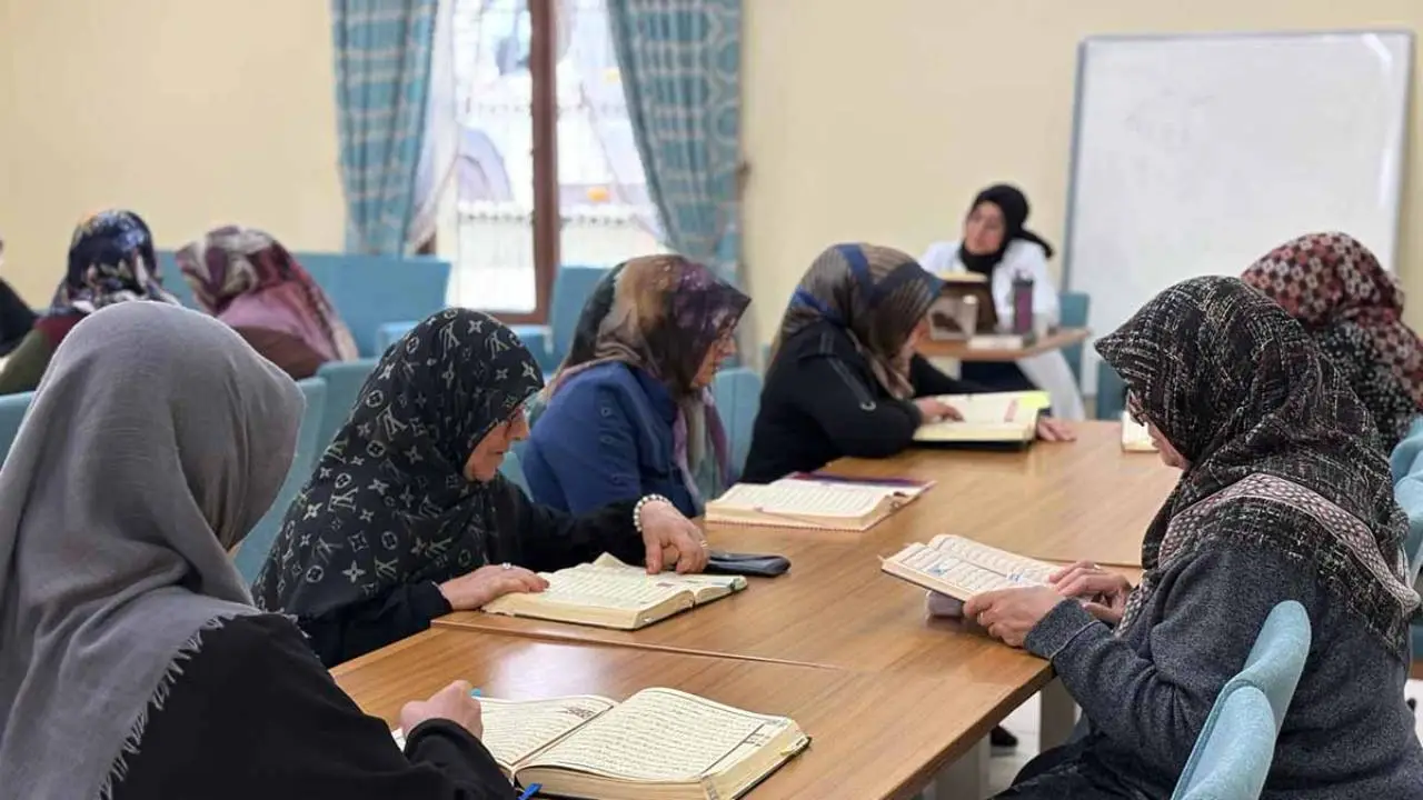 Sincan'da el emeği, bilgi ve dostluk aynı çatı altında