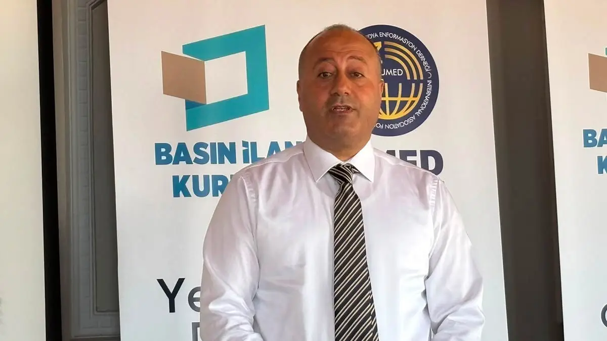 Memurlar.net Genel Yayın Yönetmeni Edip Üzen