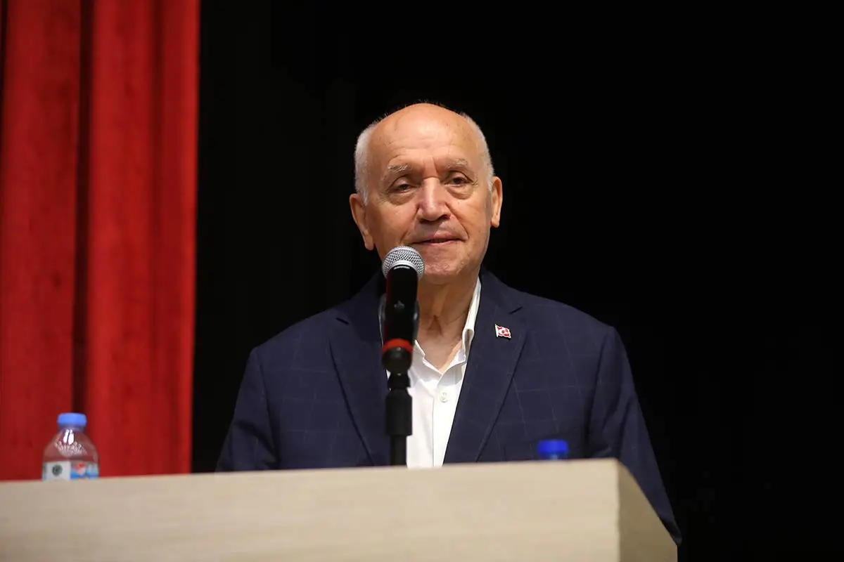 Yenimahalle Belediye Başkanı Fethi Yaşar