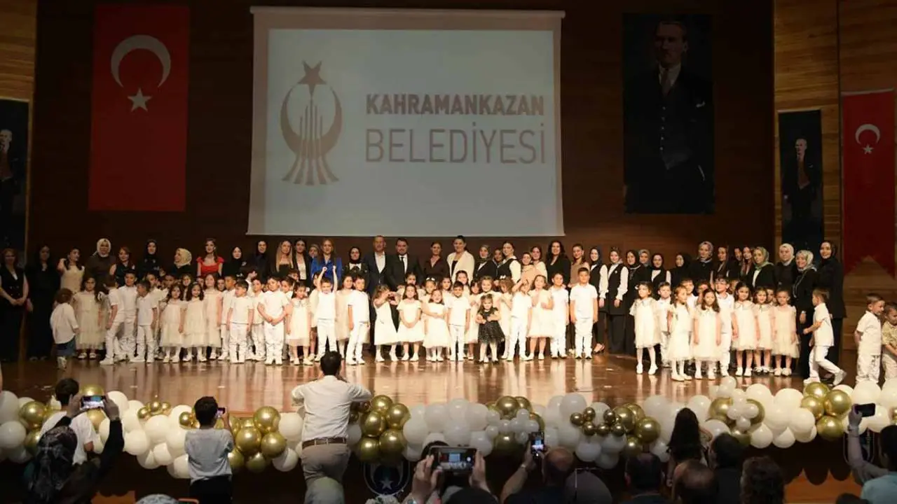 Kahramankazanlı minikler mezuniyet sevinci yaşadı