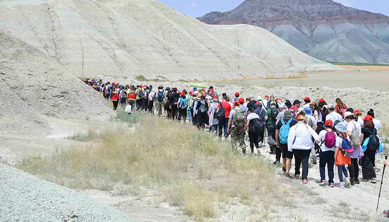 Nallıhan Kız Tepesi'nde doğa yürüyüşü düzenlendi