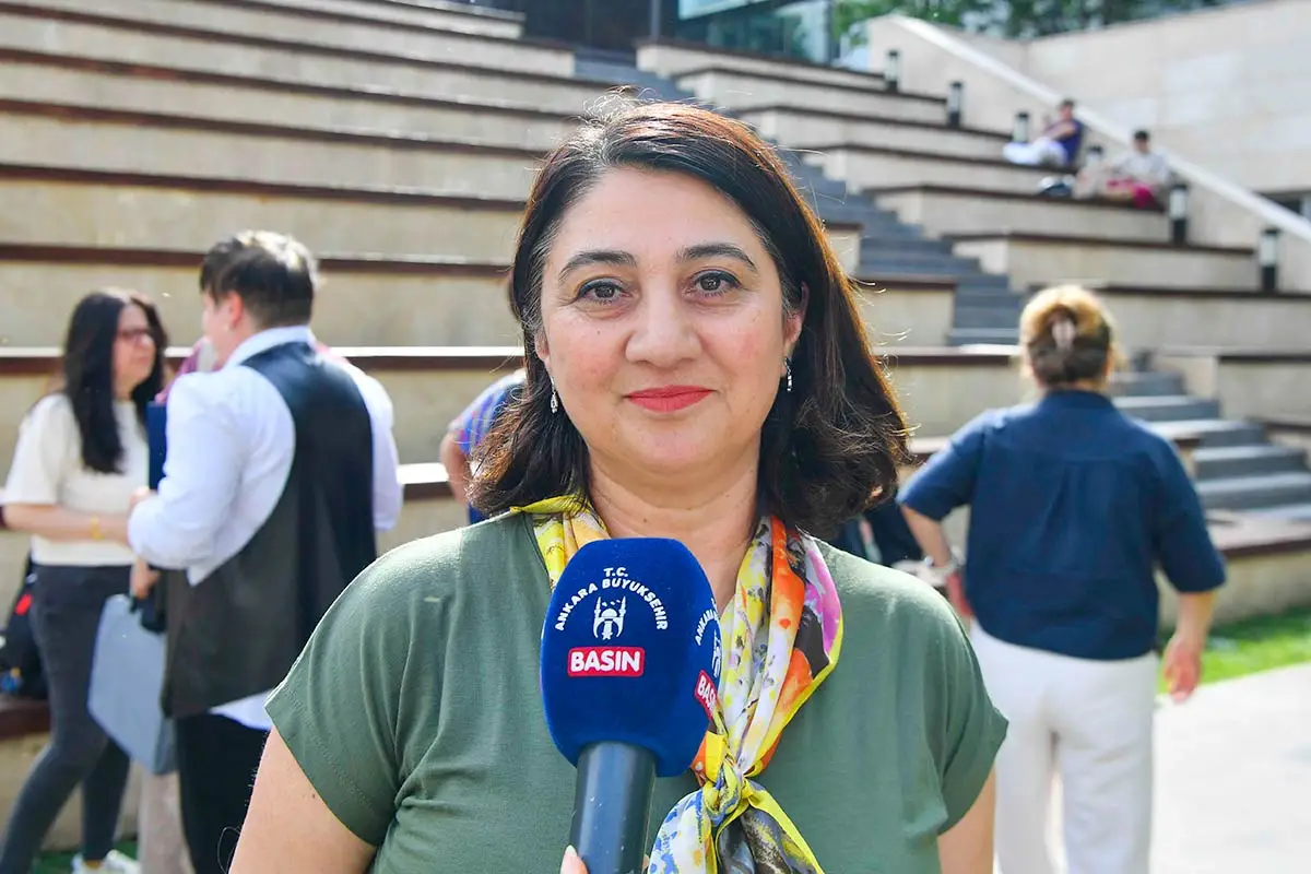 Ayşe Üstün | Katılımcı