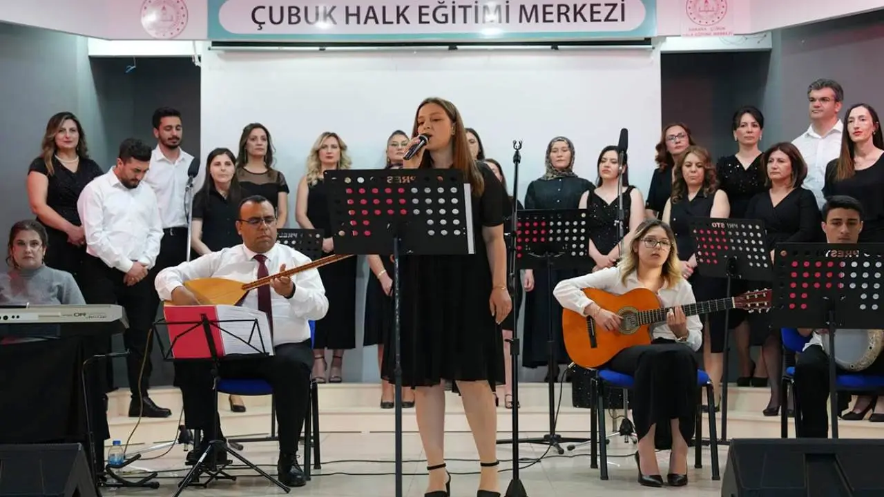 ''Telden Dile Türküler'' konserine yoğun ilgi