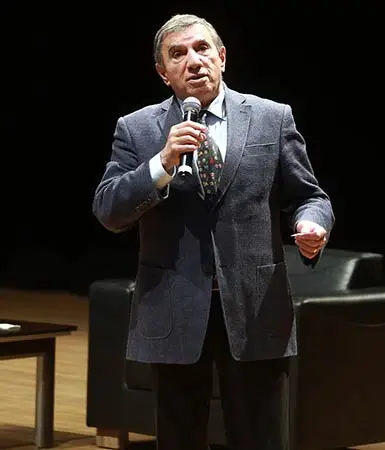 Üstün Dökmen sınav stresini anlattı