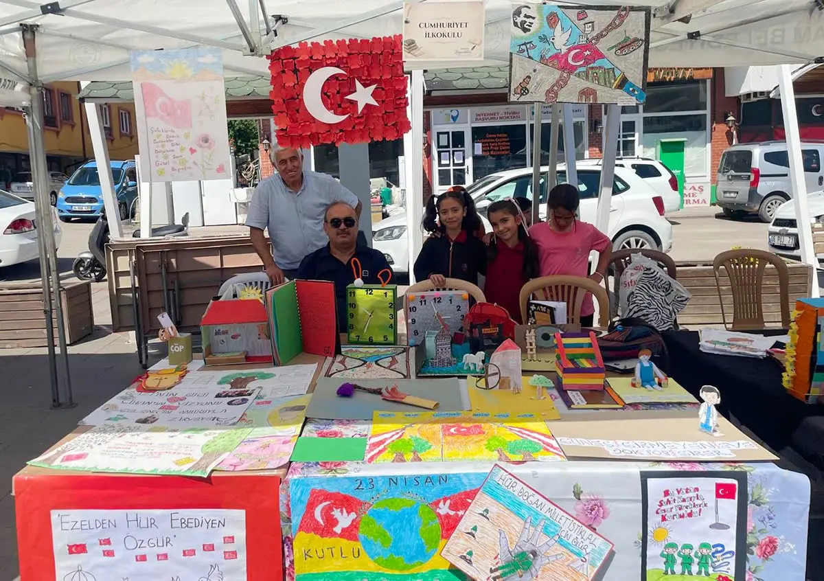 Kızılcahamam’da eTwinning projeleri sergisi ilgi gördü