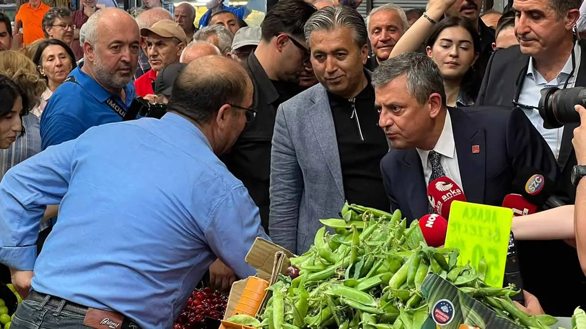 Özgür Özel'den Ulus Hali'ne ziyaret
