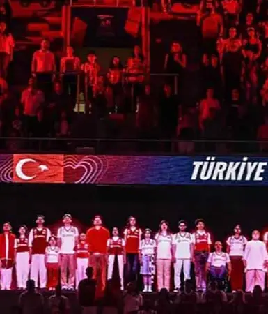 Ankara'da Filenin Sultanları'na destek sürüyor