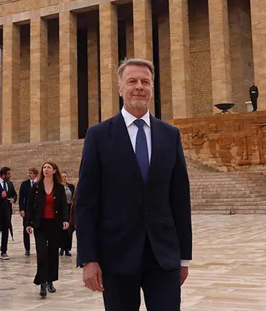 AB Büyükelçisi Aivo Orav'dan Anıtkabir ziyareti