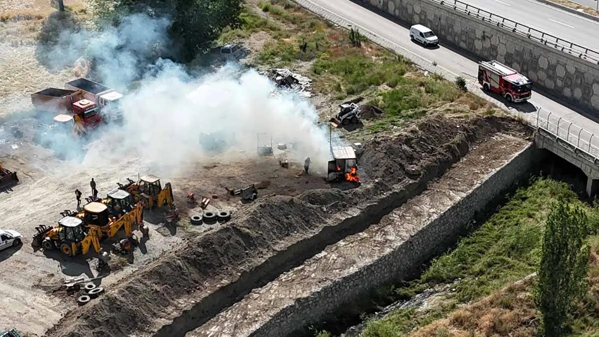 Ankara'da konteynerdeki patlama büyük korkuya neden oldu