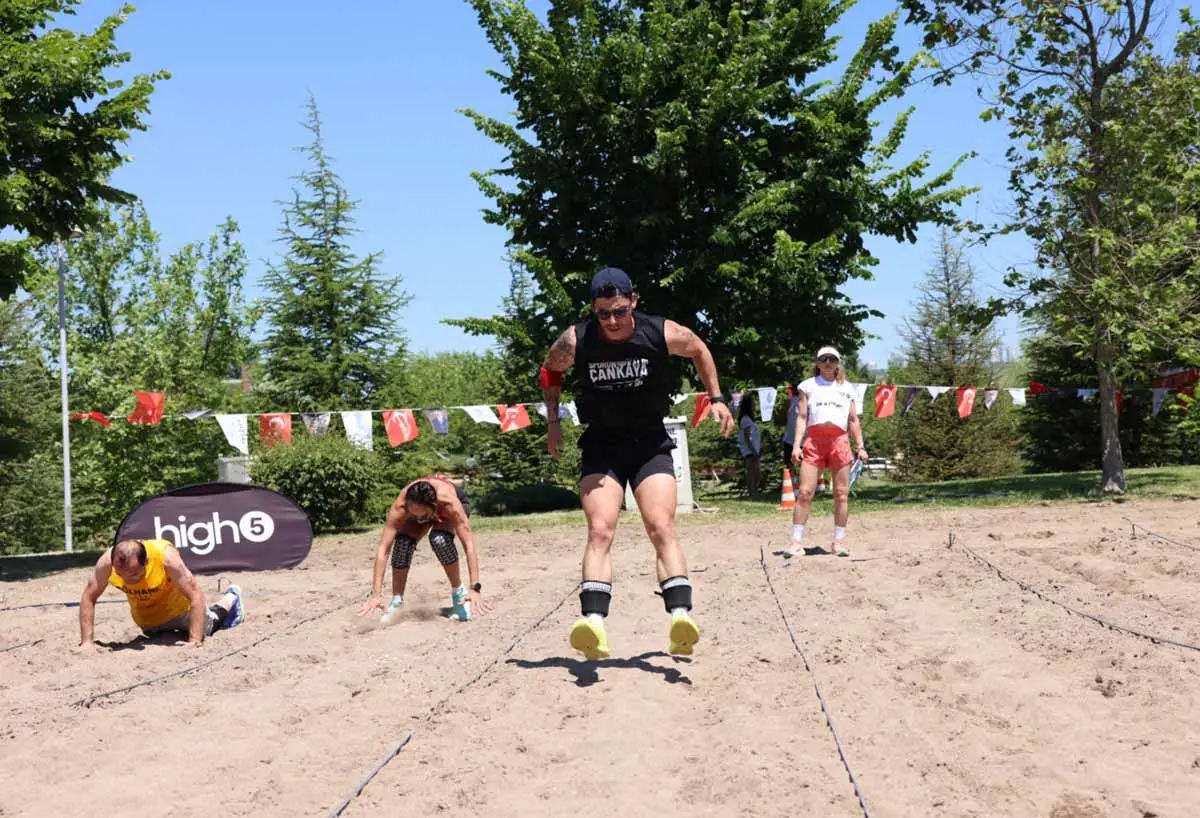 Spor tutkunları Mogan'da bir araya geldi