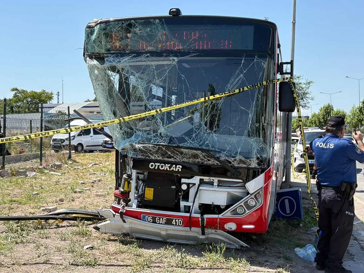Ankara’daki feci kazada hafif ticari araç sürücüsü tutuklandı