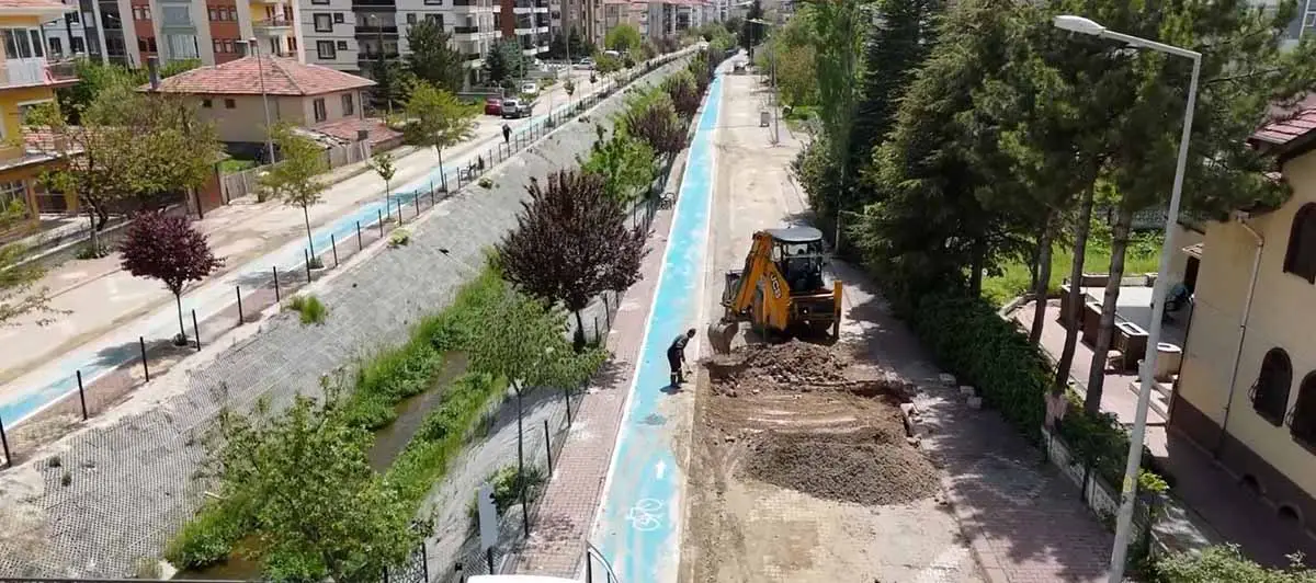 ASKİ, Ankara'daki çalışmalarını aralıksız devam ettiriyor