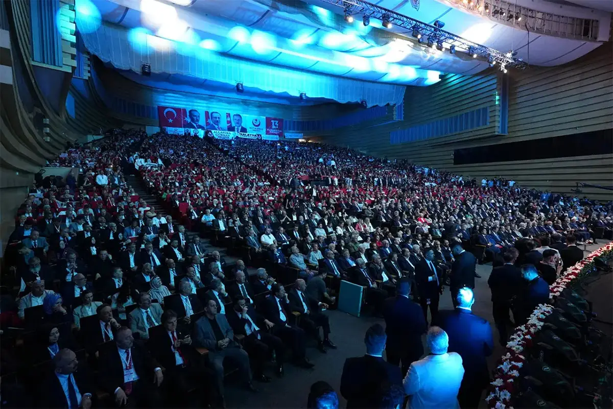 Büyük Birlik’te Başkanlık Divanı ve MKYK belirlendi