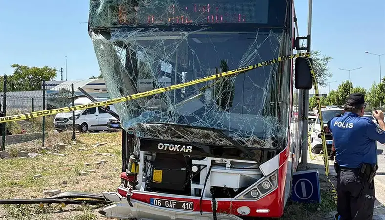 Ankara’daki feci kazada hafif ticari araç sürücüsü tutuklandı