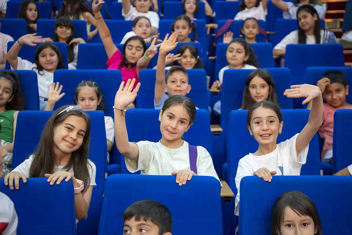 'Karagöz Konsere Gidiyor' sezonu tamamladı