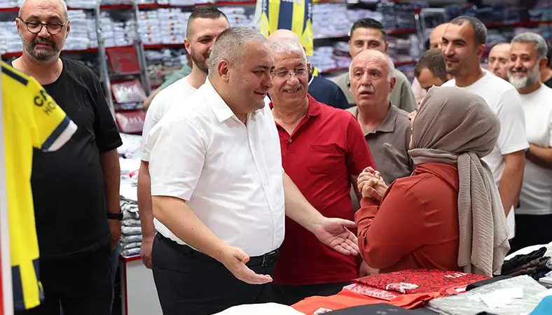 Başkan Özarslan Osmanlı Halk Pazarı esnafını dinledi