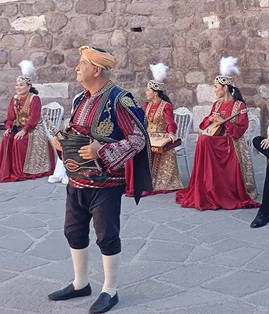 Romanların izinde Ankara'yı keşfettiler