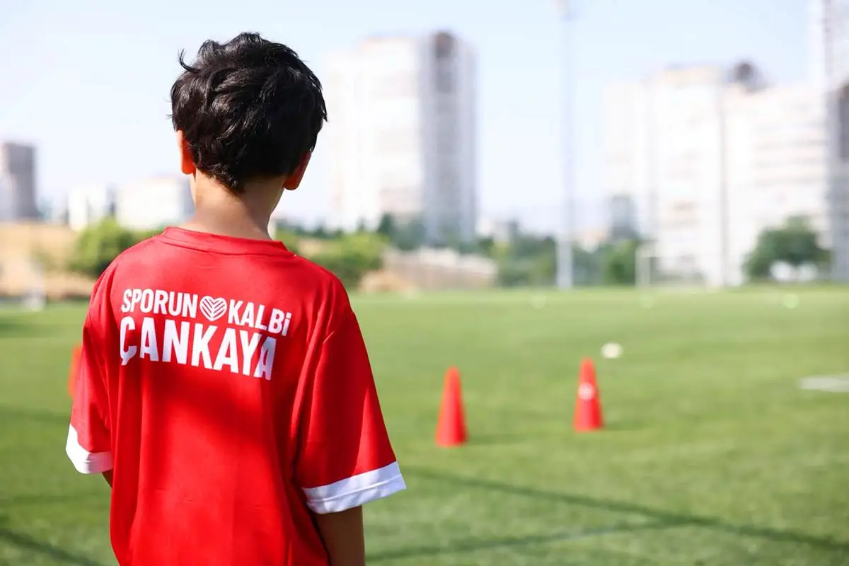 Ücretsiz Yaz Futbol Okulu 14 Temmuz’da başlıyor