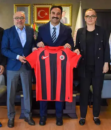 Gençlerbirliği'nde ziyaretler devam ediyor