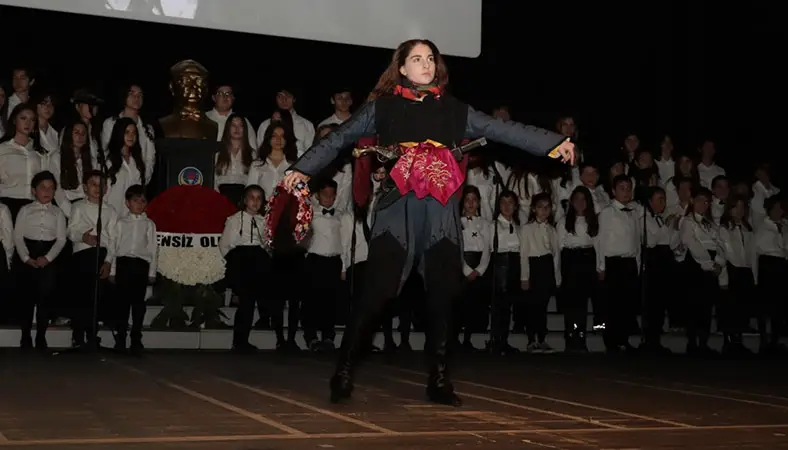 TED Ankara Koleji öğrencisi Londra'dan kabul aldı